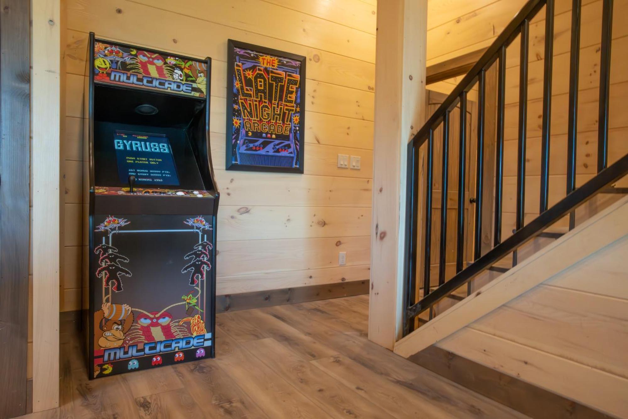 Luxury 12-Bedroom Cabin With Indoor Pool, Hot Tub & Movie Theater, Sleeps 36 Sevierville Eksteriør bilde